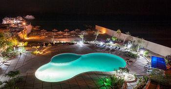 Navy Chalets Chaletu *
